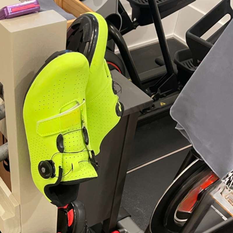 Quick Release Cycling Shoe Sto - Cycling Gear Wall Hanger 评论和价格